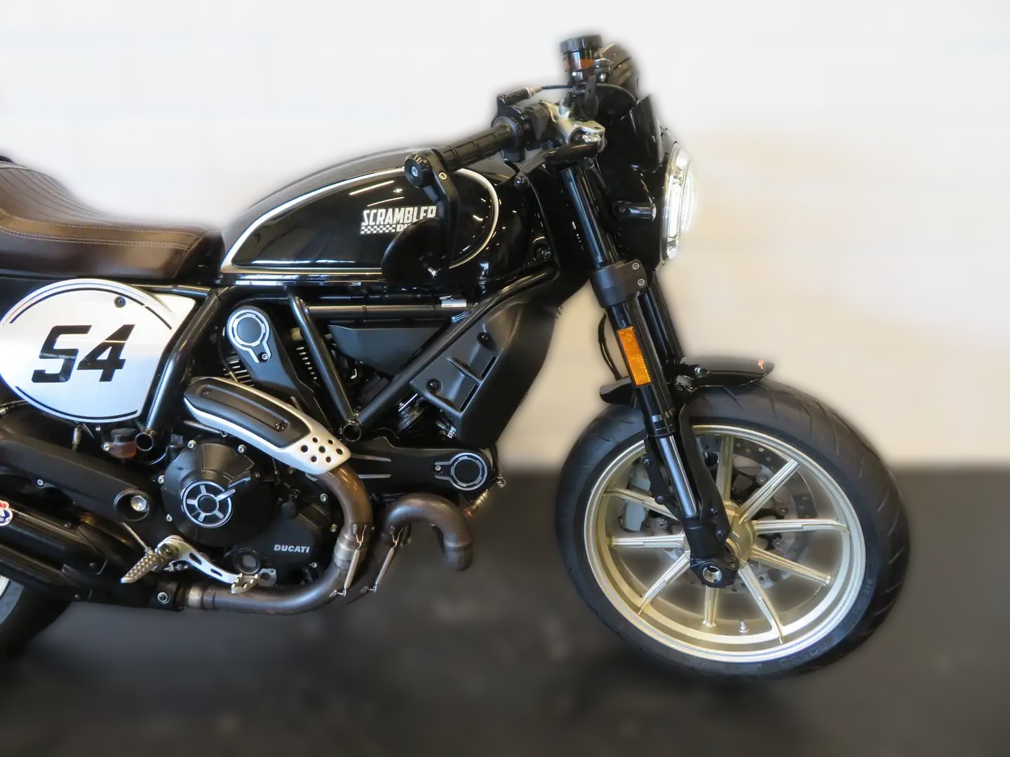 2017 Ducati Scrambler - 9 900 km - Náhled 20